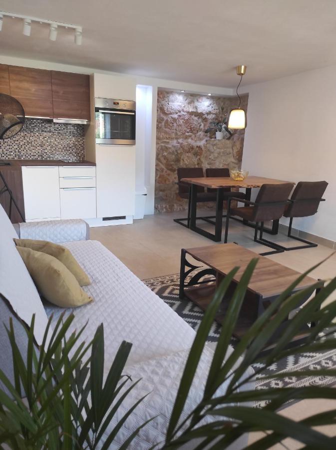 Stone House, Svirce, Hvar Bagian luar foto