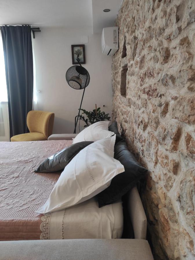 Stone House, Svirce, Hvar Bagian luar foto